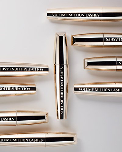 Mascara Volume Million Lashes Flatlay